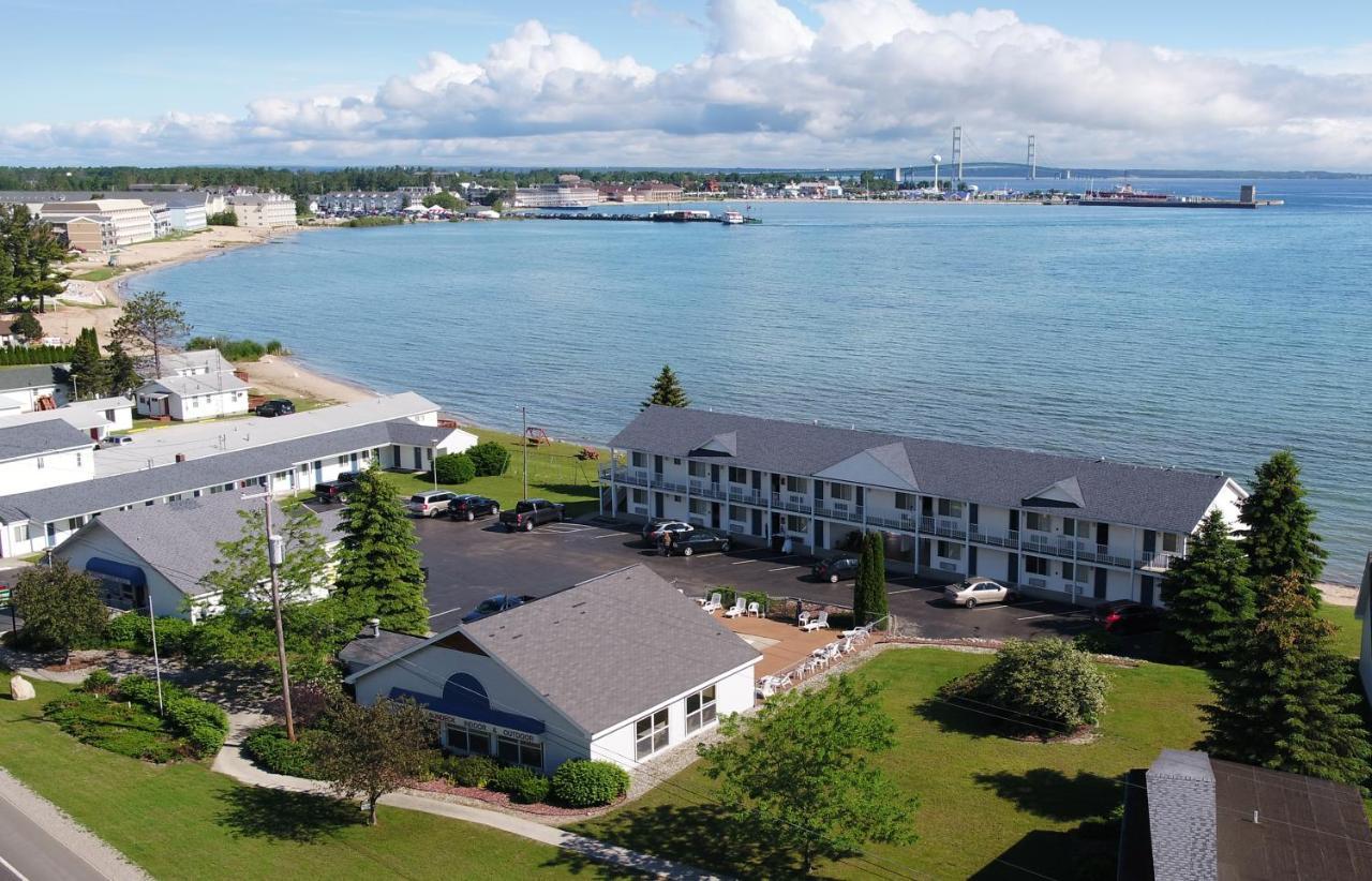 Sunrise Beach Motel Mackinaw City Eksteriør billede