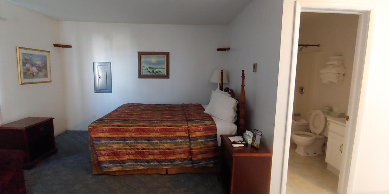 Sunrise Beach Motel Mackinaw City Eksteriør billede